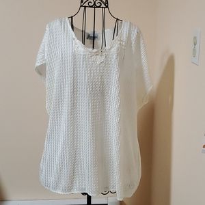 Joanna white dressy shirt size 22/24